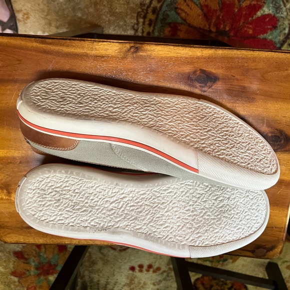 Tommy Bahama Men’s Calderon Venetian Slip-on Loafer - Picture 5 of 7